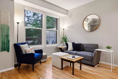545 N 1st St #129, Minneapolis, MN 55401