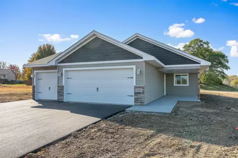 1180 Wisteria Ln, New Richmond, WI 54017