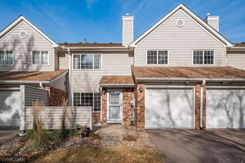 1218 Bay Cv, White Bear Lake, MN 55110