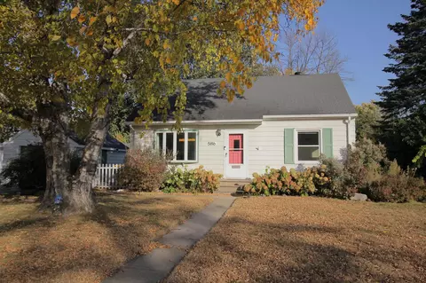 5816 Pennsylvania Ave N, Crystal, MN 55428