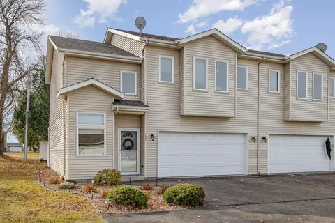 700 1st St NW, New Prague, MN 56071