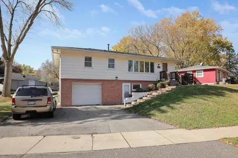 20678 Hershey Ave, Lakeville, MN 55044