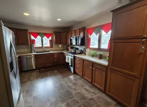 419 E Main St, Pipestone, MN 56164 photo 8