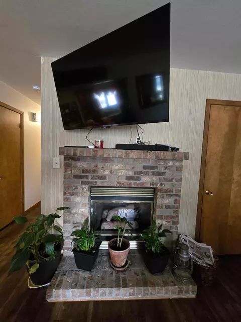 419 E Main St, Pipestone, MN 56164 photo 5