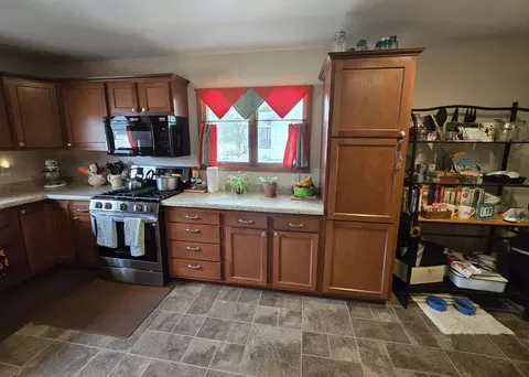 419 E Main St, Pipestone, MN 56164 photo 9