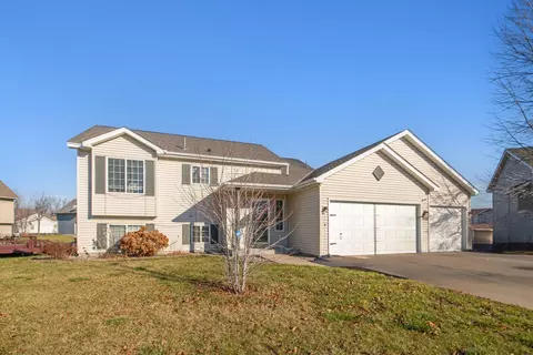 10150 31st Ct NE, Saint Michael, MN 55376