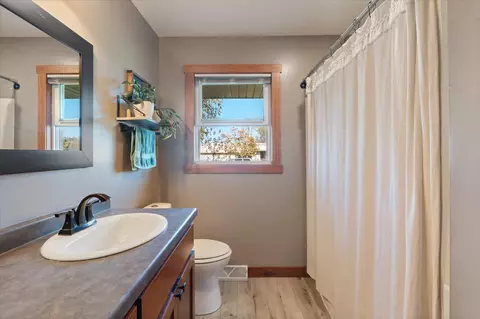 176 E Pomeroy St, River Falls, WI 54022 photo 15