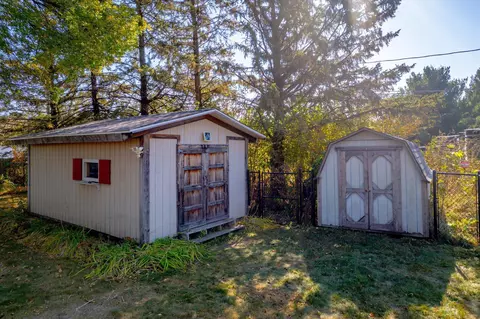 176 E Pomeroy St, River Falls, WI 54022 photo 27