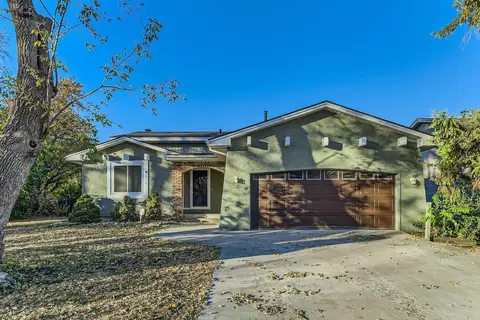 2716 84th Ave N, Brooklyn Park, MN 55444