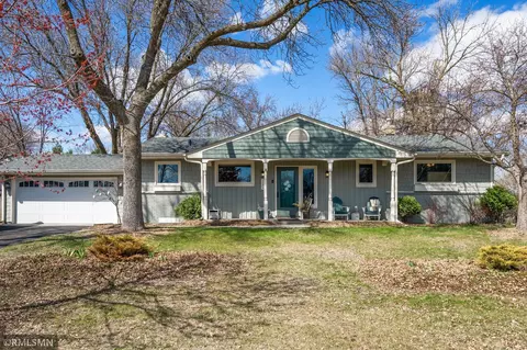2273 Lakeridge Dr, White Bear Lake, MN 55110