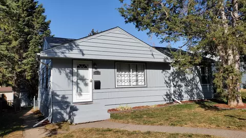 2167 Bush Ave E, Saint Paul, MN 55119