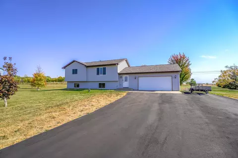 1465 129th St, New Richmond, WI 54017