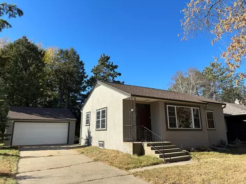 1502 S 7th St, Brainerd, MN 56401