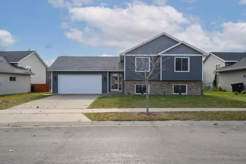 1634 36th St SW, Rochester, MN 55902