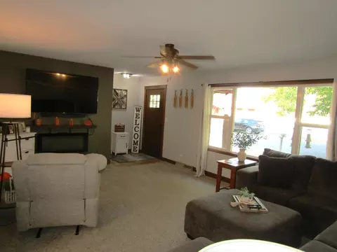 1112 William Ave, Montevideo, MN 56265 photo 11