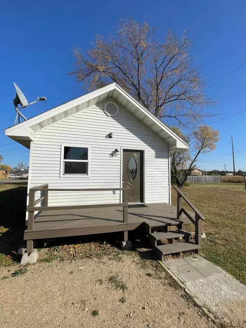 624 1st St NW, Cass Lake, MN 56633