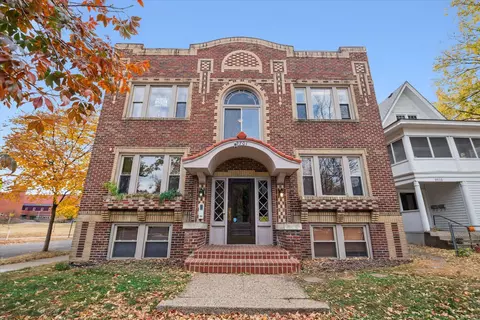 2701 Harriet Ave #203, Minneapolis, MN 55408