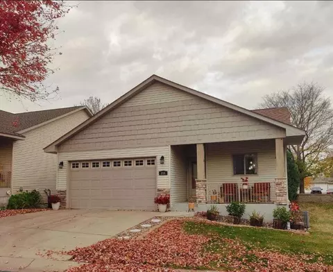 310 Whispering Ln, Hastings, MN 55033