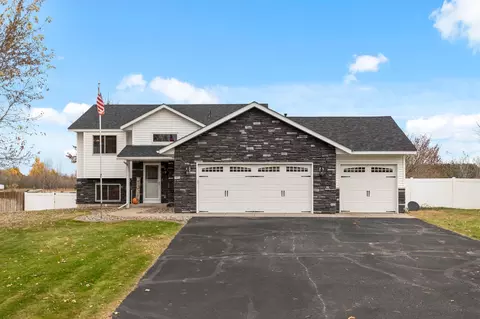 26219 150th St NW, Zimmerman, MN 55398