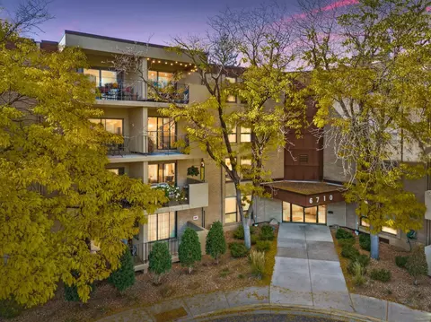 6710 Vernon Ave S #404, Edina, MN 55436
