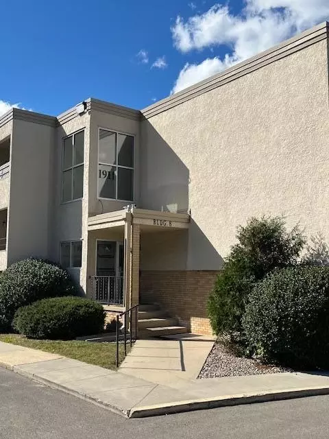 1911 Viking Dr NW #35, Rochester, MN 55901