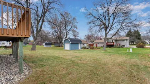 317 23rd St SE, Willmar, MN 56201 photo 30
