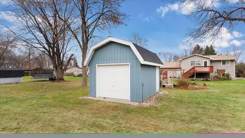 317 23rd St SE, Willmar, MN 56201 photo 27