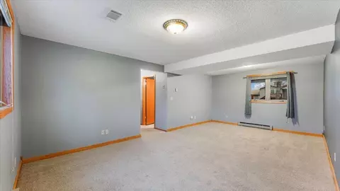 317 23rd St SE, Willmar, MN 56201 photo 14