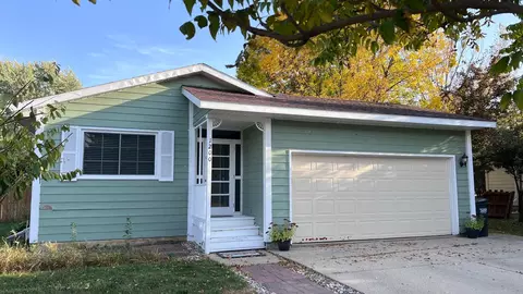 1200 Dana Dr SE, Willmar, MN 56201