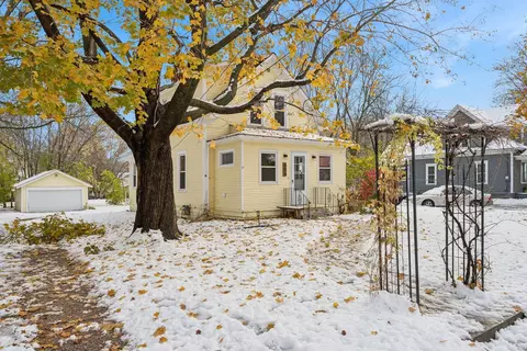 555 Swanson Ave SE, Cokato, MN 55321