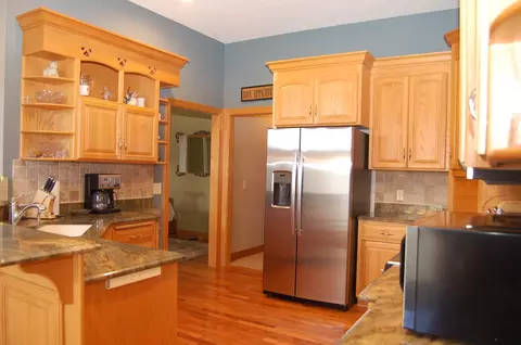Kitchen - 11032 Preserve Cir N, Champlin, MN 55316 photo 2 of 3