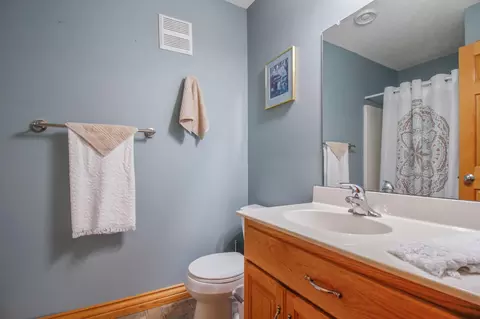 Bath - 11032 Preserve Cir N, Champlin, MN 55316 photo 4 of 4