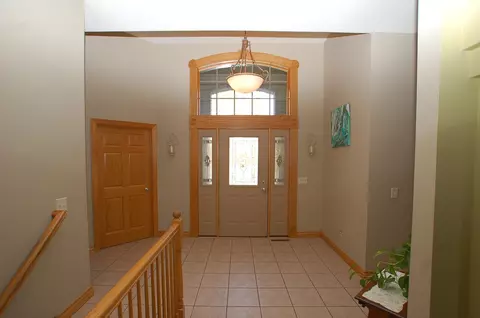 Entry Way - 11032 Preserve Cir N, Champlin, MN 55316 photo 1 of 2