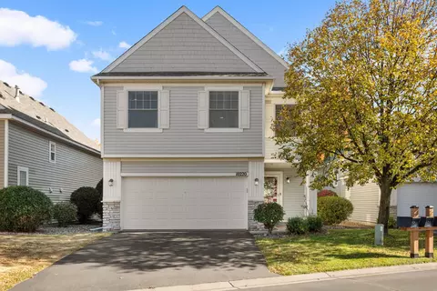 10220 Country Club Curv, Woodbury, MN 55129