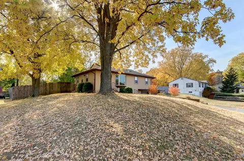 3295 Highway 55, Eagan, MN 55121