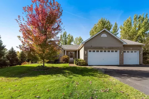 21244 Pierce St NE, Cedar, MN 55011
