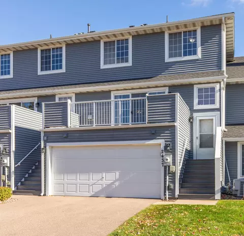 2437 E 117th St #14, Burnsville, MN 55337