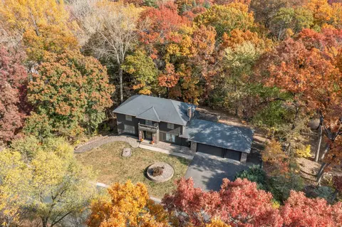 4486 Oak Chase Rd, Eagan, MN 55123