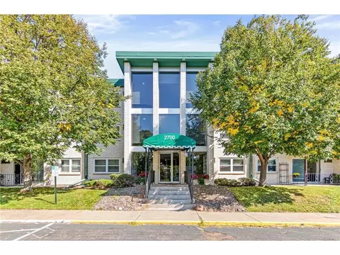 2700 Dale St N #A315, Roseville, MN 55113