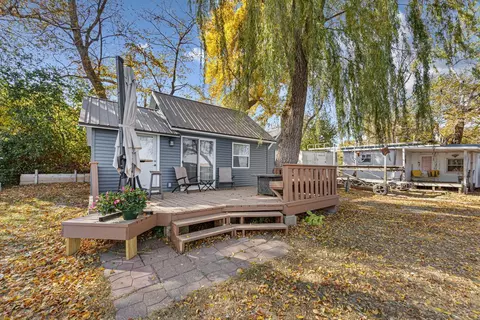 15295 Shieldsville Blvd, Faribault, MN 55021