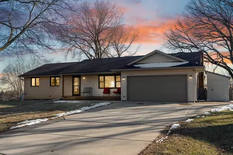 13789 Fordham Ct, Apple Valley, MN 55124