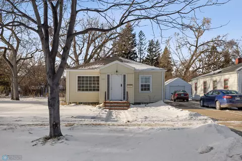 1311 6th St S, Moorhead, MN 56560