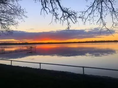 6241 24th St NE, Willmar, MN 56201