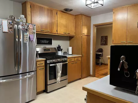 836 Highland Rd, Windom, MN 56101 photo 10