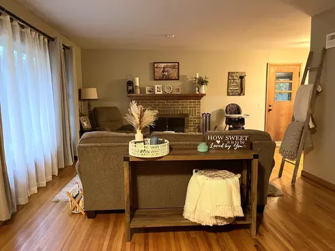 836 Highland Rd, Windom, MN 56101 photo 5