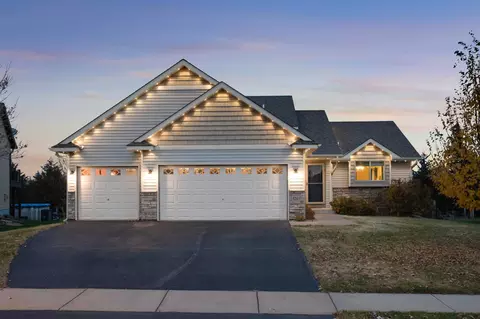 15217 Helium St NW, Anoka, MN 55303
