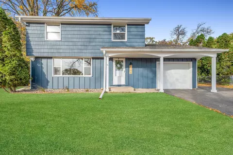 8108 Hillside Trl S, Cottage Grove, MN 55016