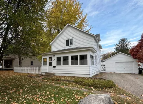 446 Larch Ave, Owatonna, MN 55060