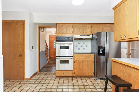 6312 Peacedale Ave, Edina, MN 55424 photo 7
