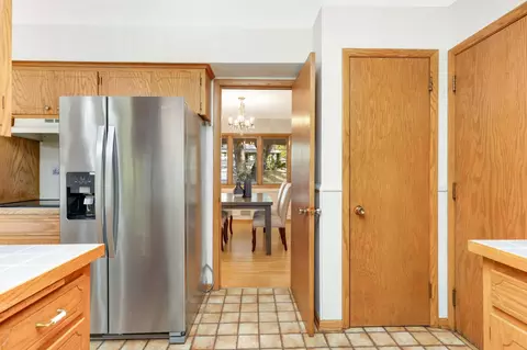 6312 Peacedale Ave, Edina, MN 55424 photo 12